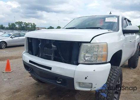 2011 Chevrolet Silverado 1500 Lt из США, поврежденный, VIN 3GCPCSE07BG270027